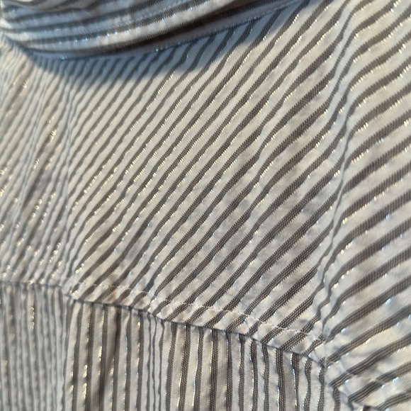 Tommy Hilfiger Button Down - Picture 7 of 7